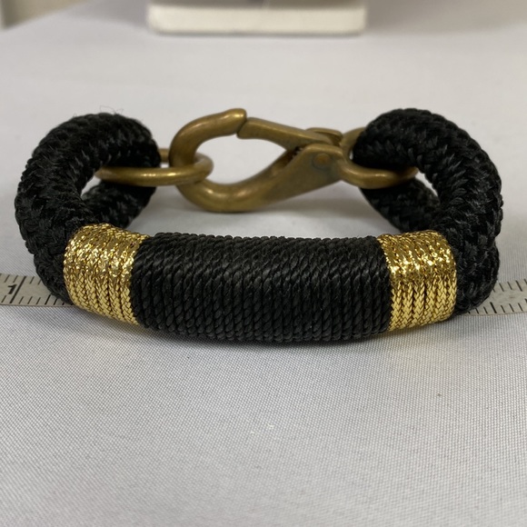 Funky thick cord bracelet with large hook - Picture 4 of 4